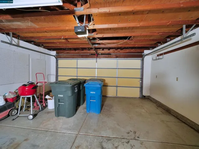 1050 Pueblo Court, Vallejo, California 94591-7809