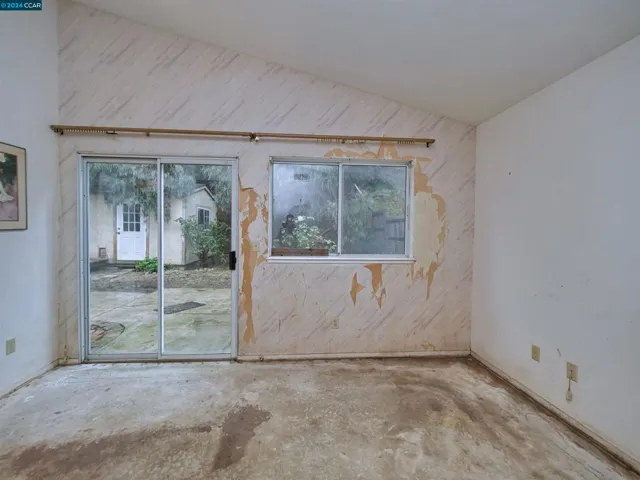 1050 Pueblo Court, Vallejo, California 94591-7809
