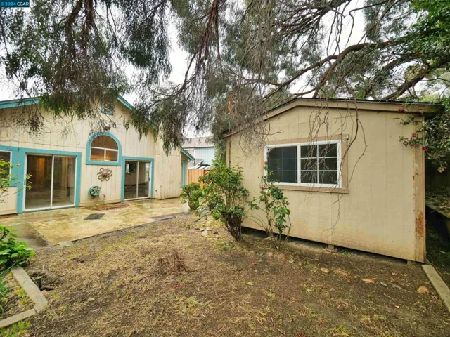 1050 Pueblo Court, Vallejo, California 94591-7809