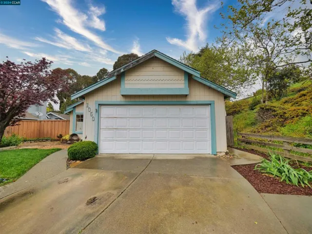 1050 Pueblo Court, Vallejo, California 94591-7809
