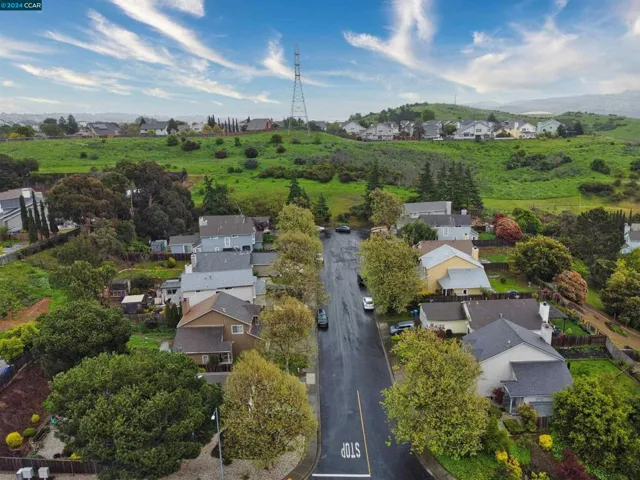 1050 Pueblo Court, Vallejo, California 94591-7809