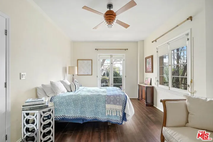 109 N Sycamore Avenue 204, Los Angeles, California 90036
