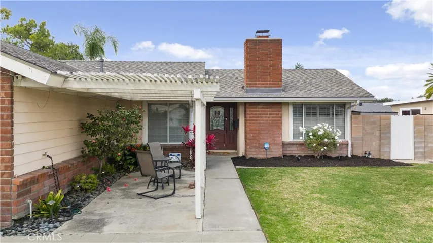4353 E Bluewater Circle, Anaheim Hills, California 92807