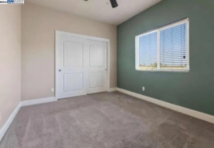 2130 W Bryman St, Hanford, California 93230