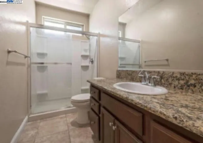 2130 W Bryman St, Hanford, California 93230