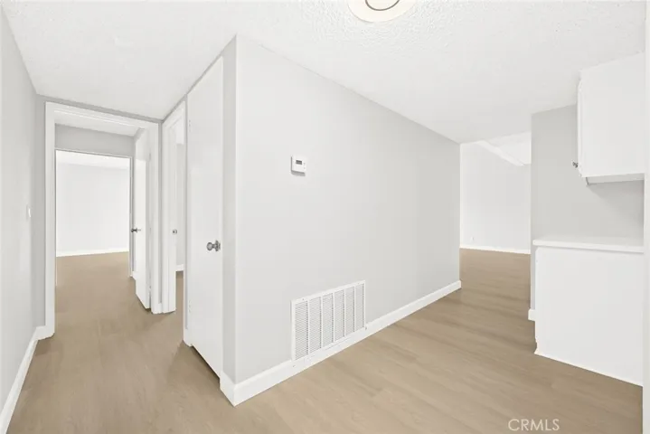 Hallway to the bedrooms