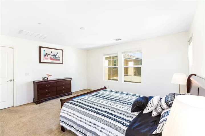 5910 Sendero Avenue, Eastvale, California 92880