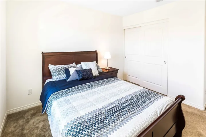 5910 Sendero Avenue, Eastvale, California 92880