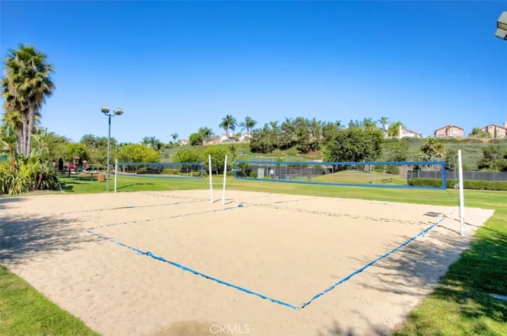 sand volleyball