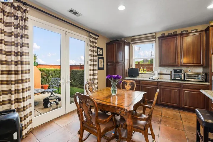 2706 Montego Bay St, Pittsburg, California 94565