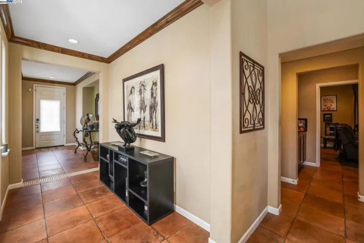 2706 Montego Bay St, Pittsburg, California 94565