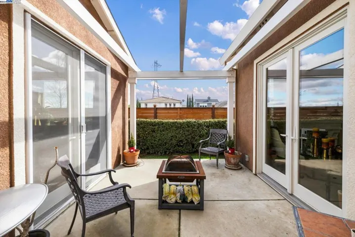 2706 Montego Bay St, Pittsburg, California 94565