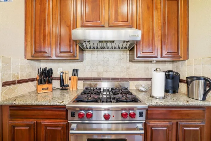 2706 Montego Bay St, Pittsburg, California 94565