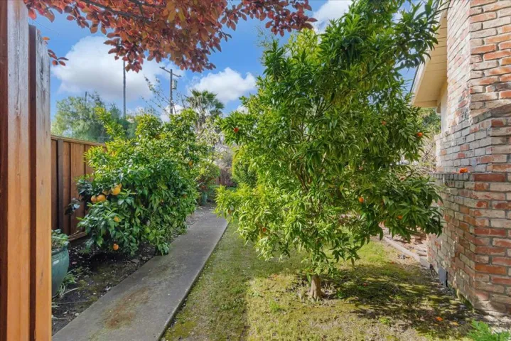 2773 Crosby Court, Santa Clara, California 95051