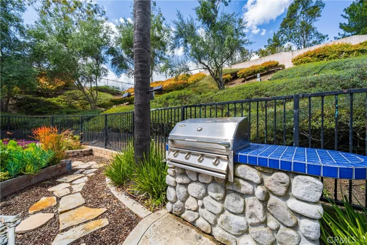 3 Arcilla, Rancho Santa Margarita, California 92688