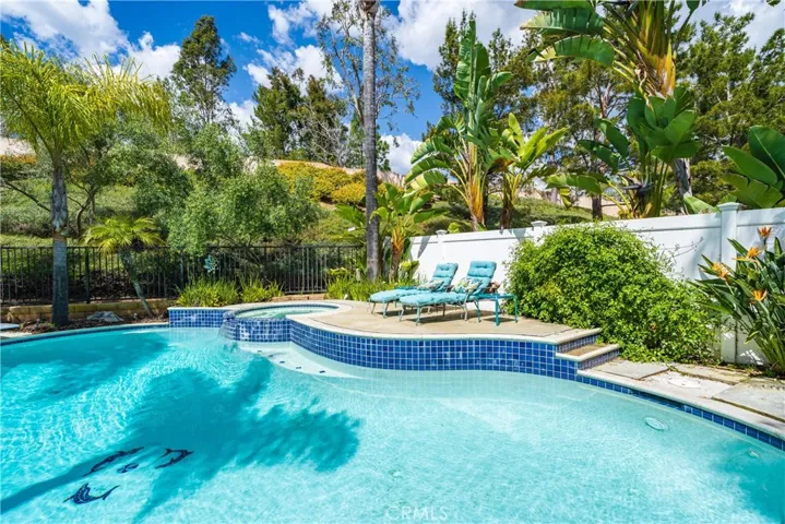 3 Arcilla, Rancho Santa Margarita, California 92688