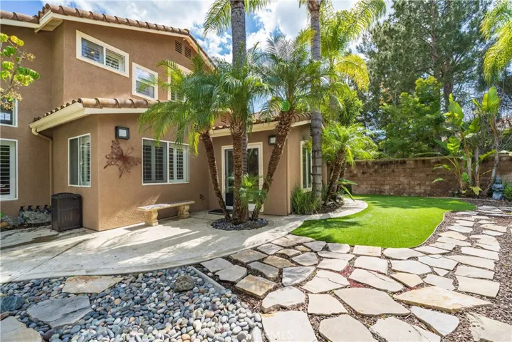 3 Arcilla, Rancho Santa Margarita, California 92688
