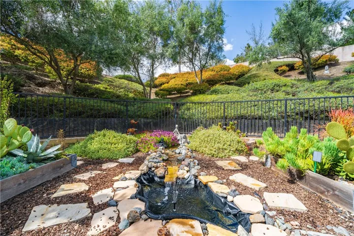 3 Arcilla, Rancho Santa Margarita, California 92688