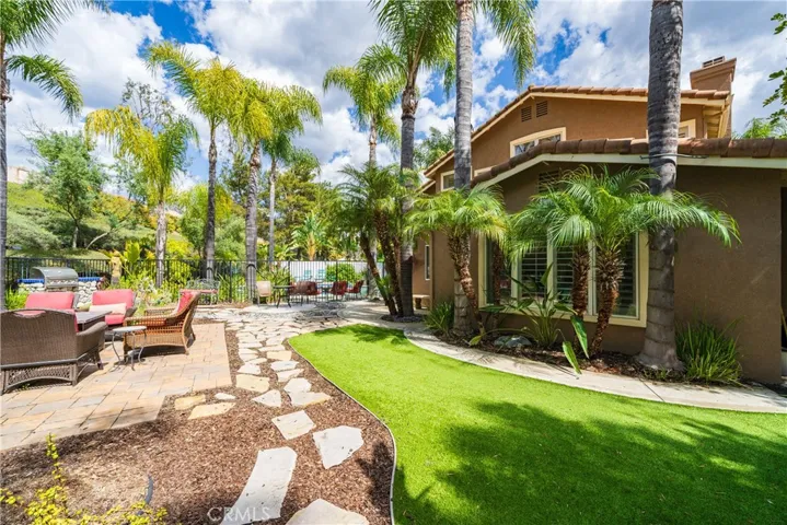 3 Arcilla, Rancho Santa Margarita, California 92688