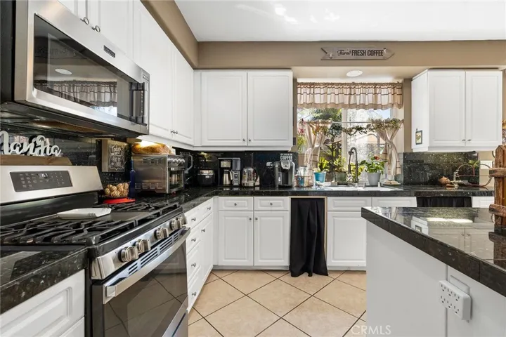 32467 Rosa Court, Temecula, California 92592