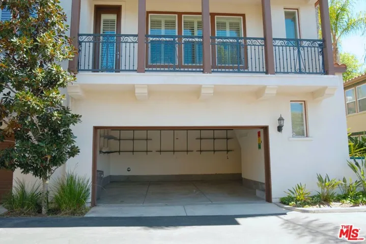 2460 E Villa Street 8, Pasadena, California 91107