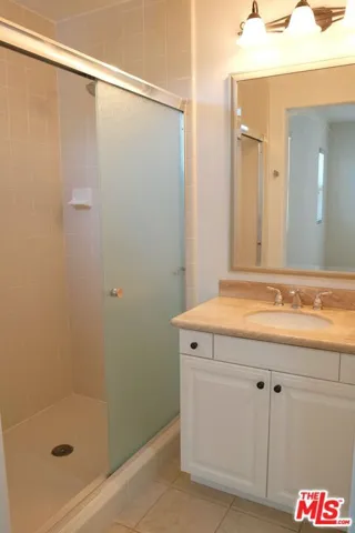 2460 E Villa Street 8, Pasadena, California 91107