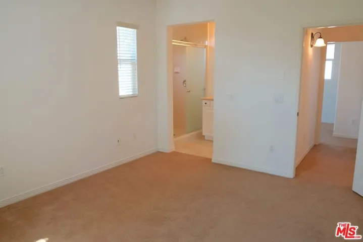 2460 E Villa Street 8, Pasadena, California 91107