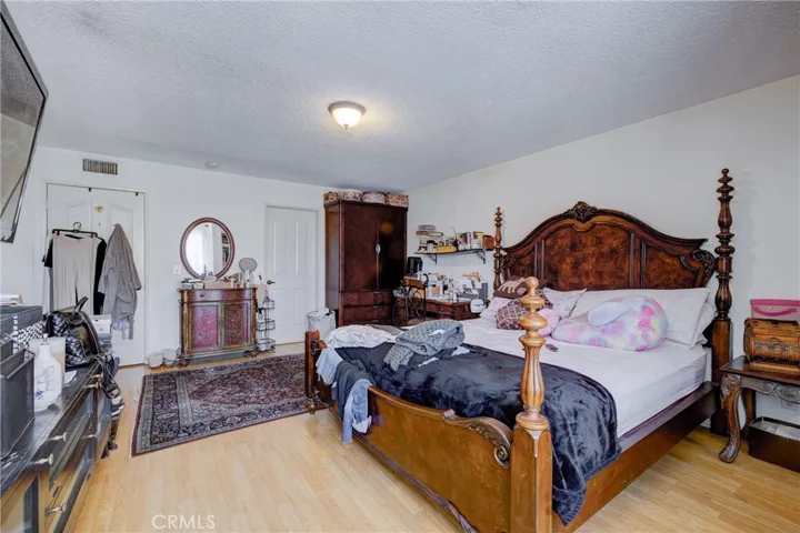 456 Myrtle Street, Glendale, California 91203