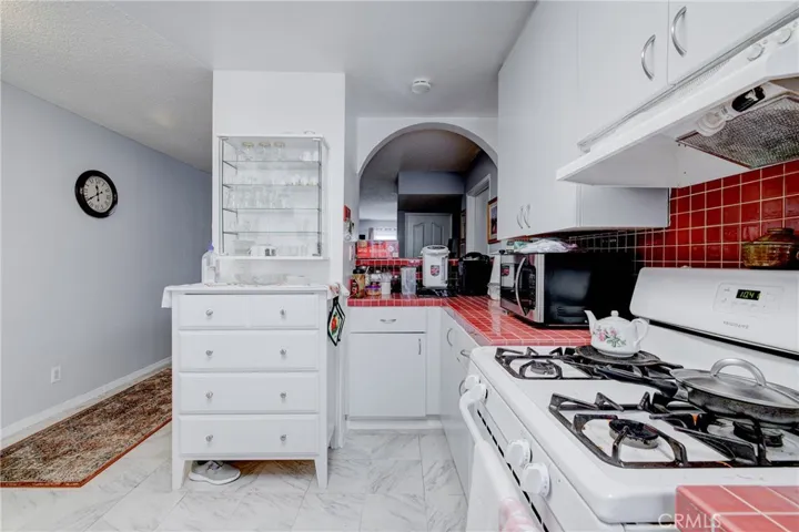 456 Myrtle Street, Glendale, California 91203