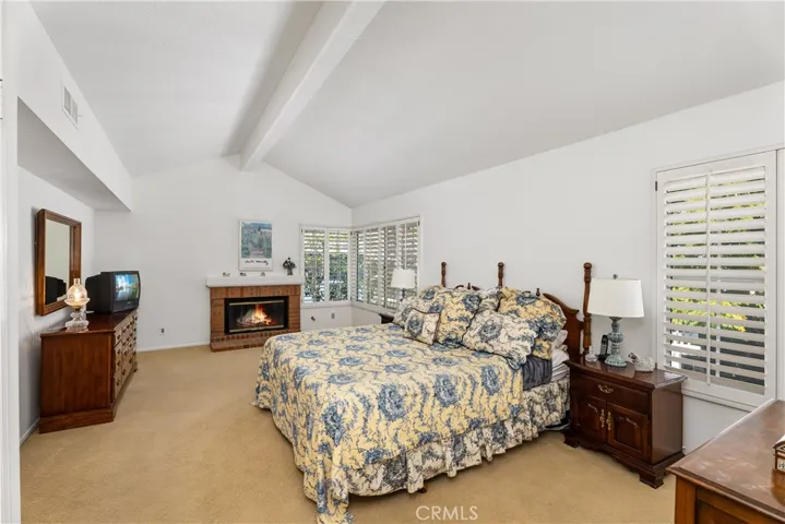 50 Emerald, Irvine, California 92614