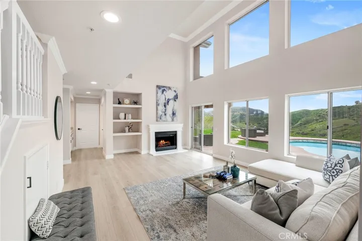 7517 Wiscasset Drive, West Hills, California 91304
