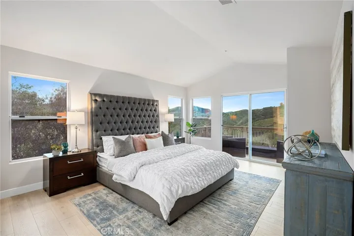 7517 Wiscasset Drive, West Hills, California 91304