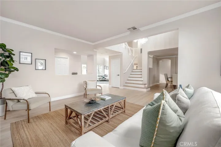 7517 Wiscasset Drive, West Hills, California 91304
