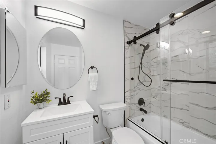 7517 Wiscasset Drive, West Hills, California 91304