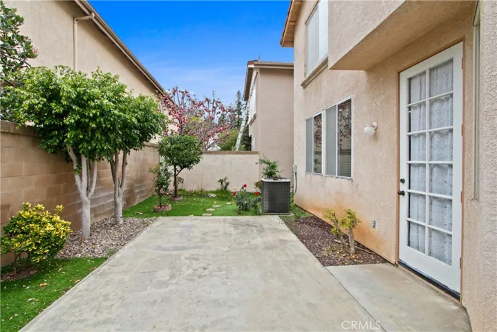 738 Orchard Loop, Azusa, California 91702