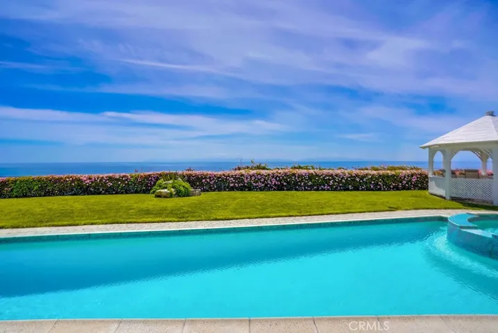 2045 W Paseo Del Mar, San Pedro, California 90732