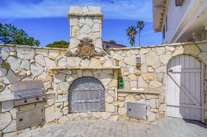 2045 W Paseo Del Mar, San Pedro, California 90732