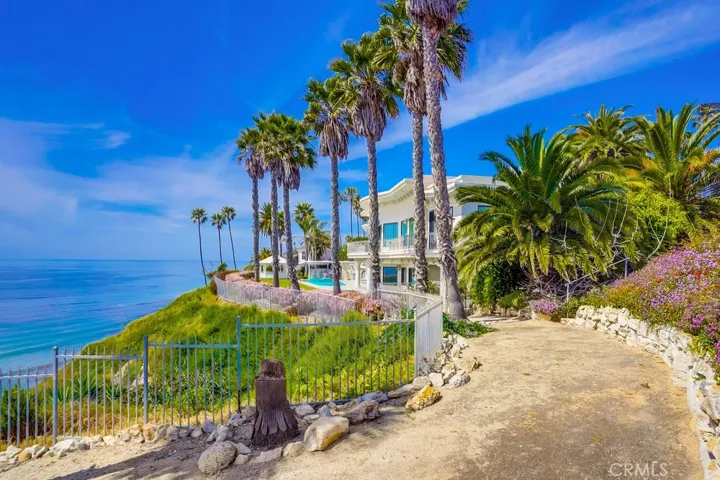 2045 W Paseo Del Mar, San Pedro, California 90732
