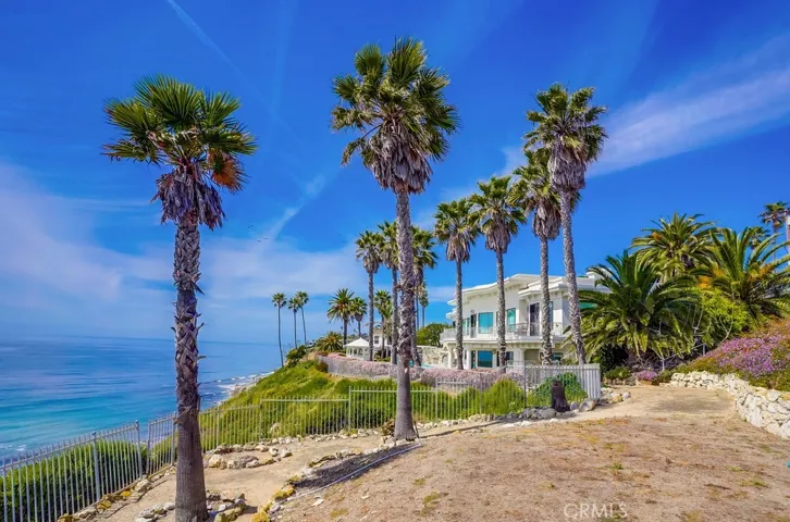 2045 W Paseo Del Mar, San Pedro, California 90732