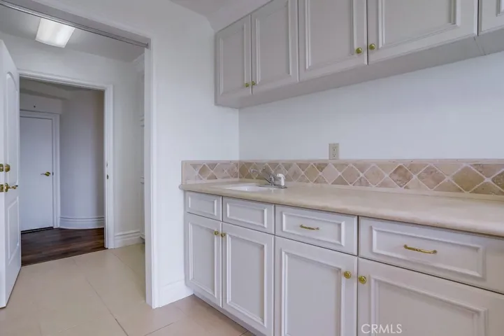 2045 W Paseo Del Mar, San Pedro, California 90732