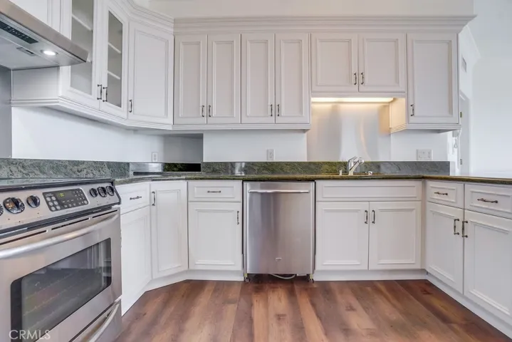 2045 W Paseo Del Mar, San Pedro, California 90732
