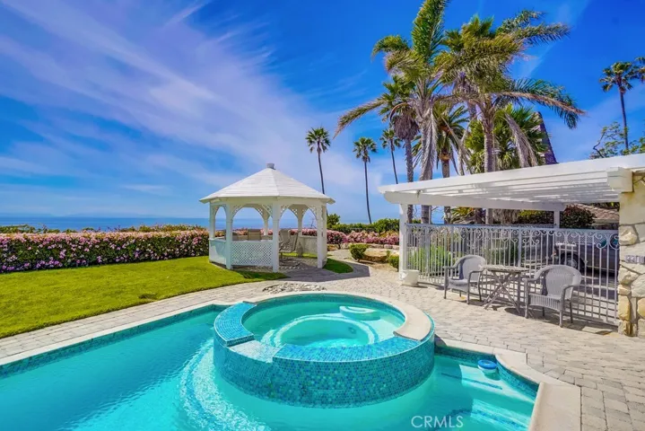 2045 W Paseo Del Mar, San Pedro, California 90732