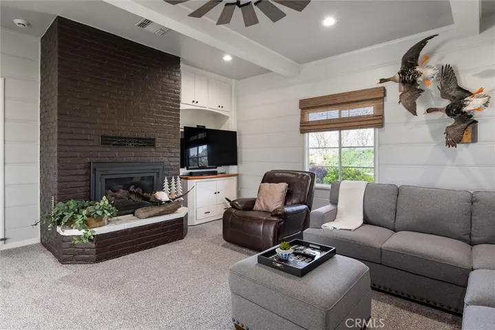 3611 Hegan Lane, Chico, California 95928
