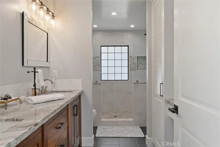 3611 Hegan Lane, Chico, California 95928