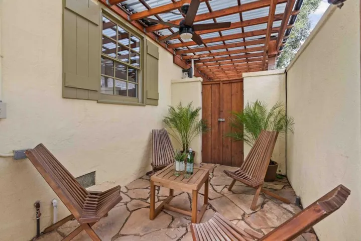 2231 Dartmouth Street, Palo Alto, California 94306