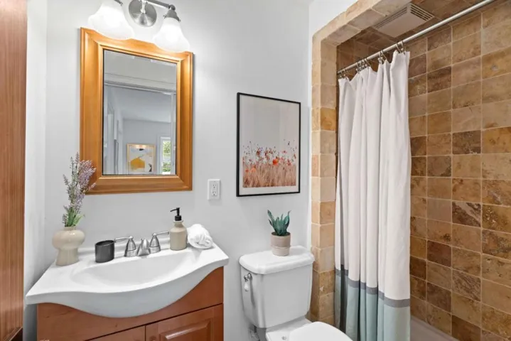 2231 Dartmouth Street, Palo Alto, California 94306