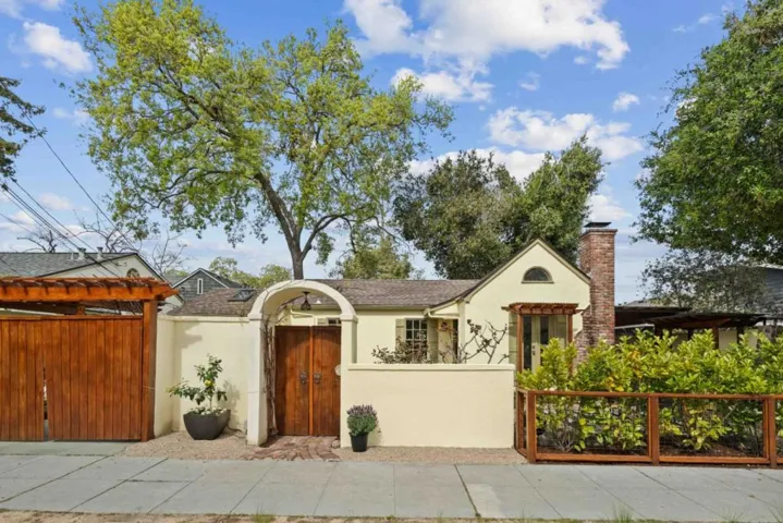 2231 Dartmouth Street, Palo Alto, California 94306