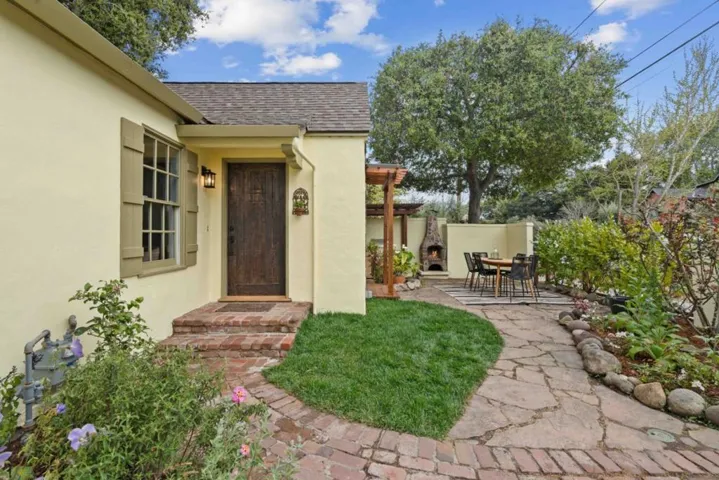 2231 Dartmouth Street, Palo Alto, California 94306