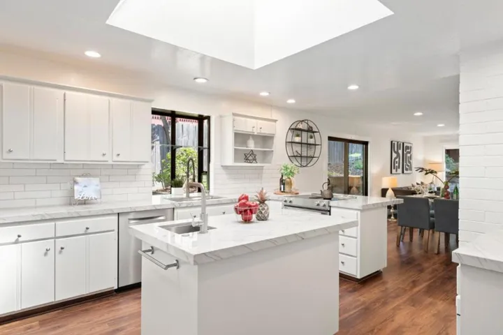 3712 Seven Hills Road, Castro Valley, California 94546