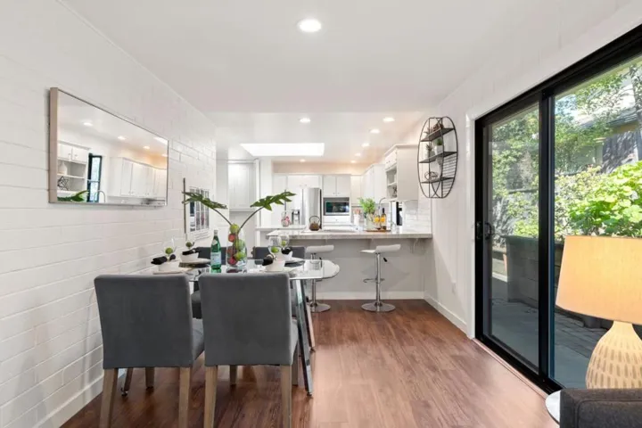 3712 Seven Hills Road, Castro Valley, California 94546